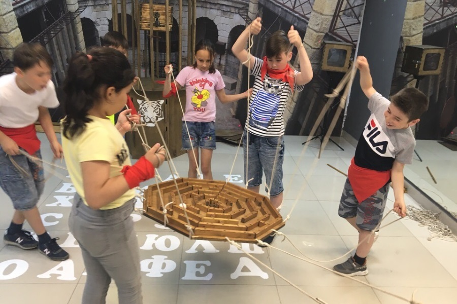 Квест в реальности Игры форта от компании Игры Форта Квест в реальности Игры форта от компании Игры Форта